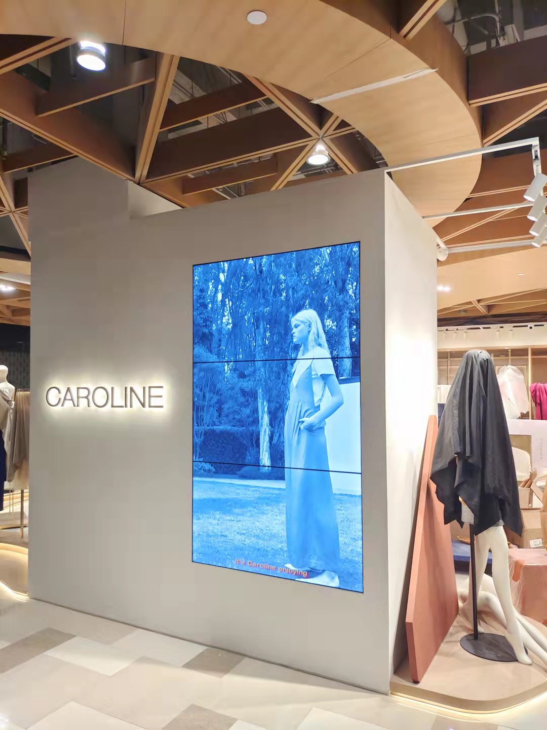 CAROLINE专卖店--商显系列
